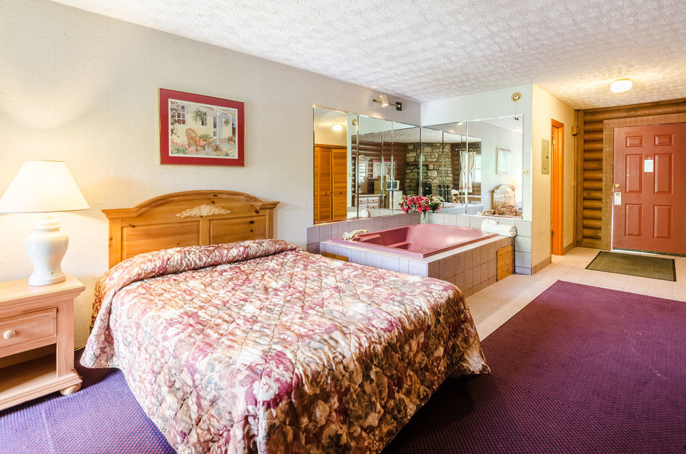 Highland Hills Motel & Cabins Boone Esterno foto