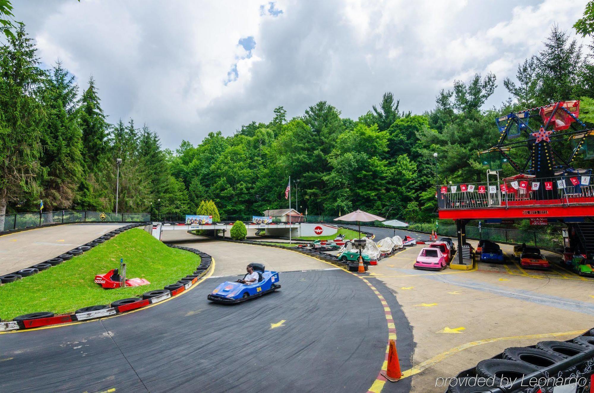 Highland Hills Motel & Cabins Boone Esterno foto
