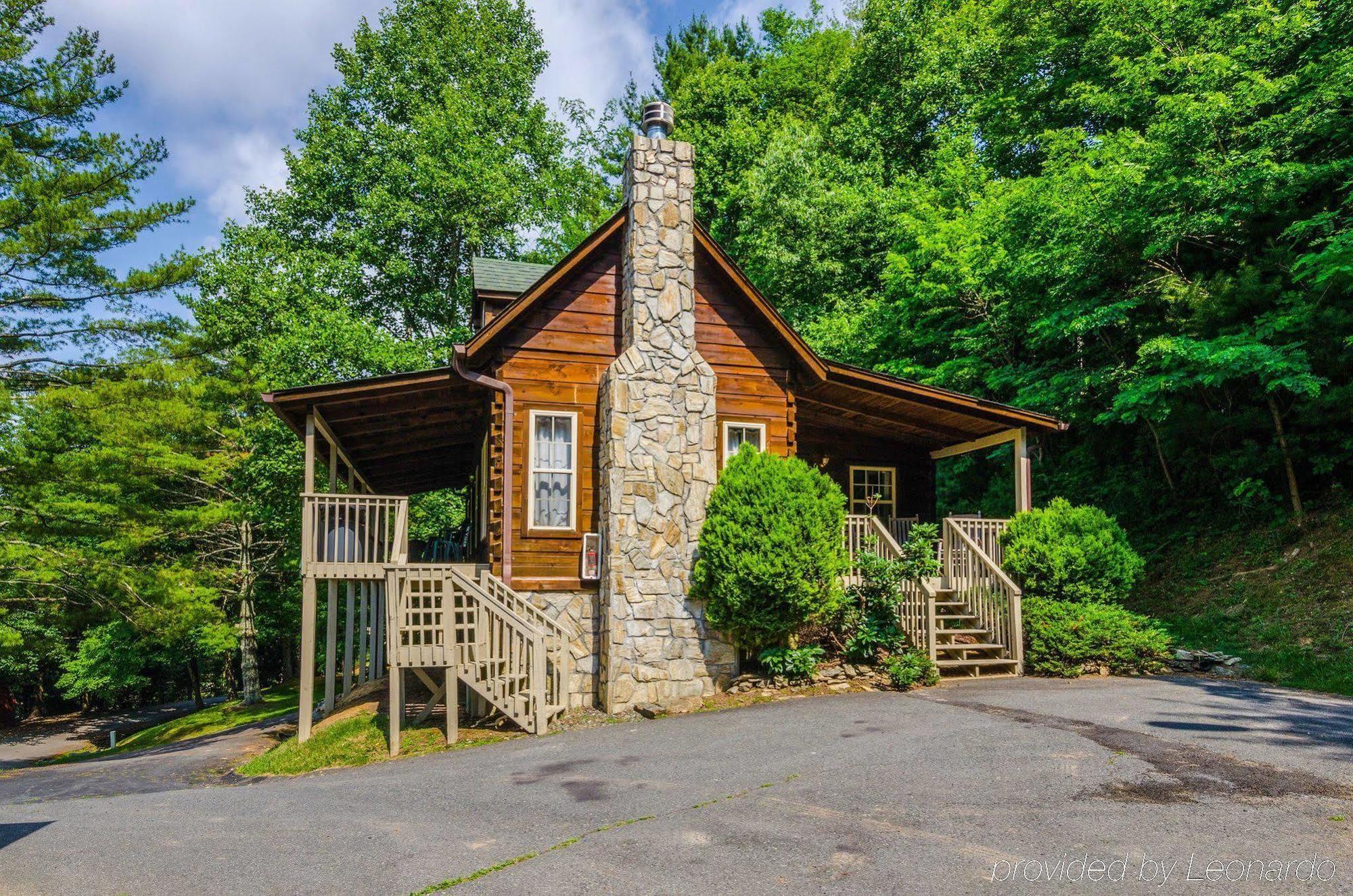 Highland Hills Motel & Cabins Boone Esterno foto