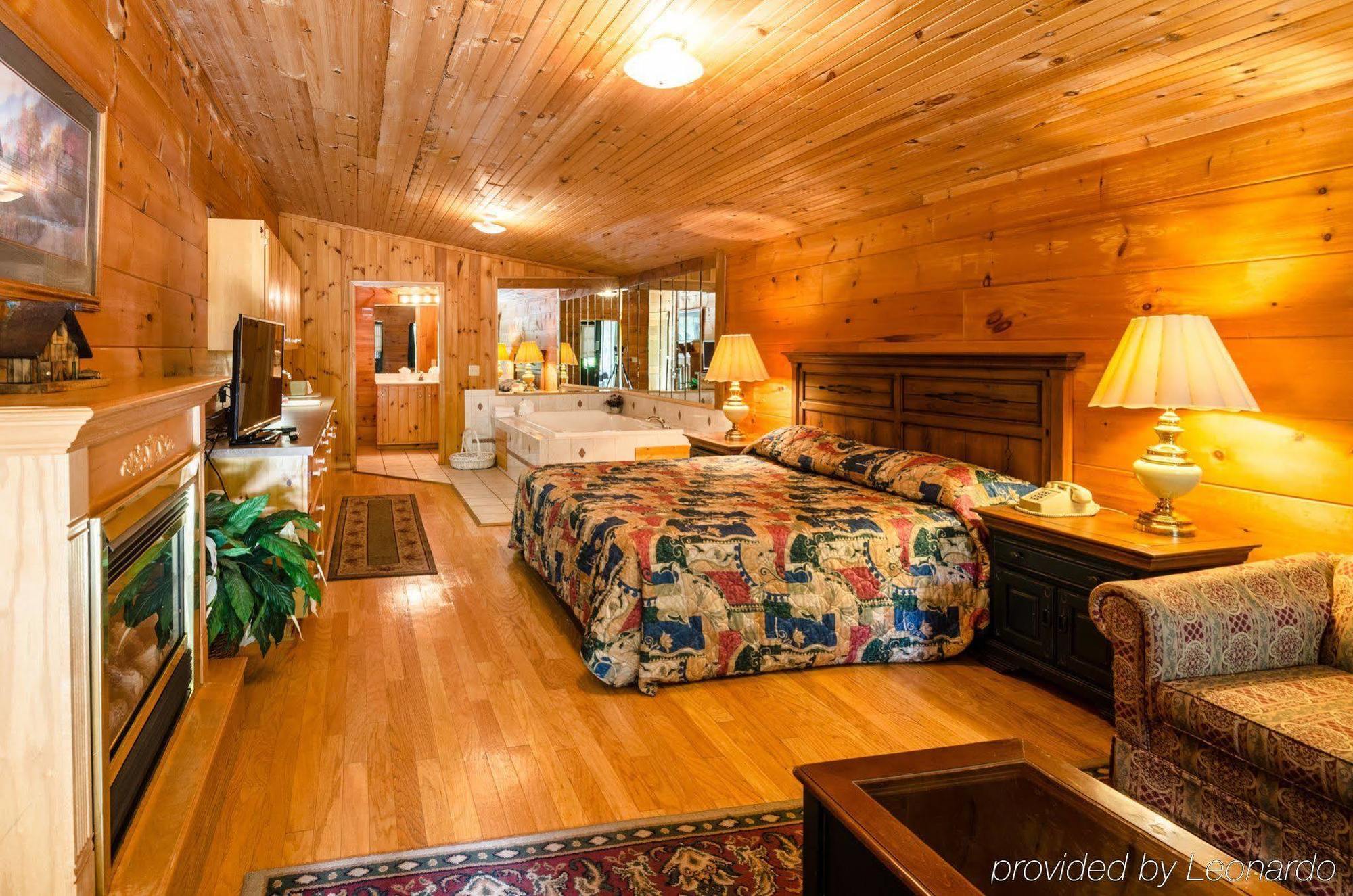 Highland Hills Motel & Cabins Boone Esterno foto