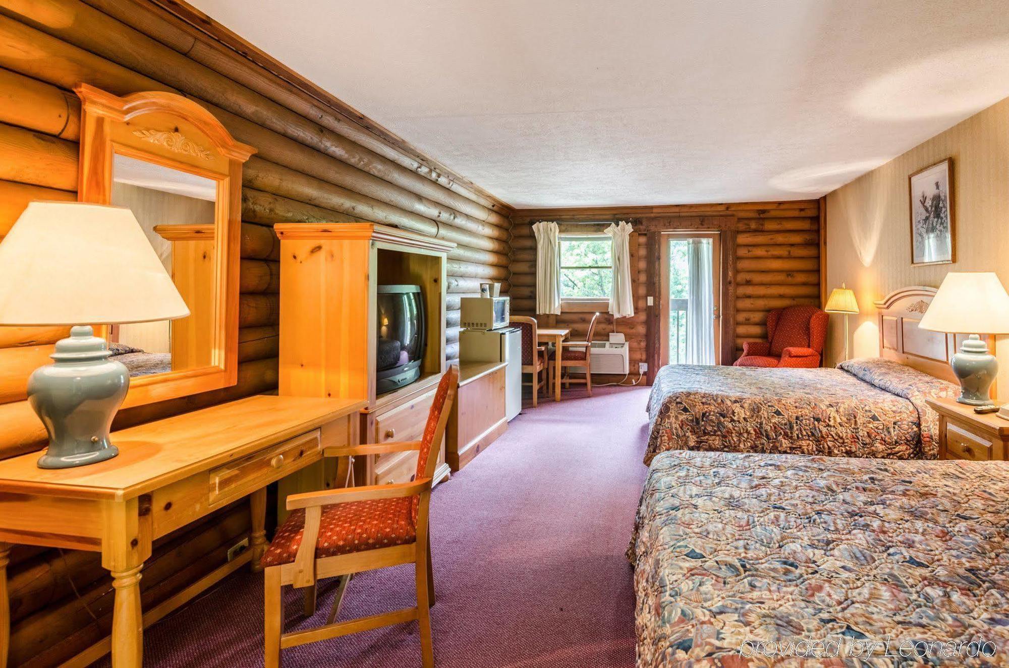 Highland Hills Motel & Cabins Boone Esterno foto