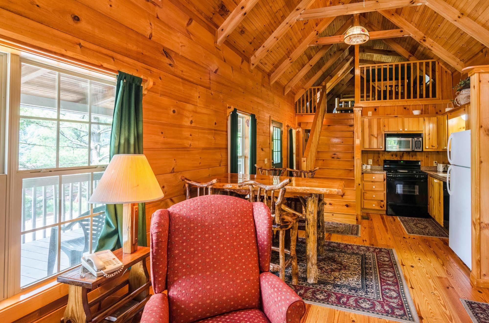 Highland Hills Motel & Cabins Boone Esterno foto