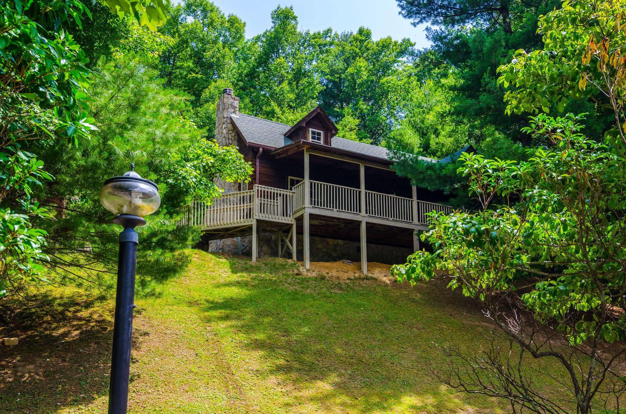 Highland Hills Motel & Cabins Boone Esterno foto